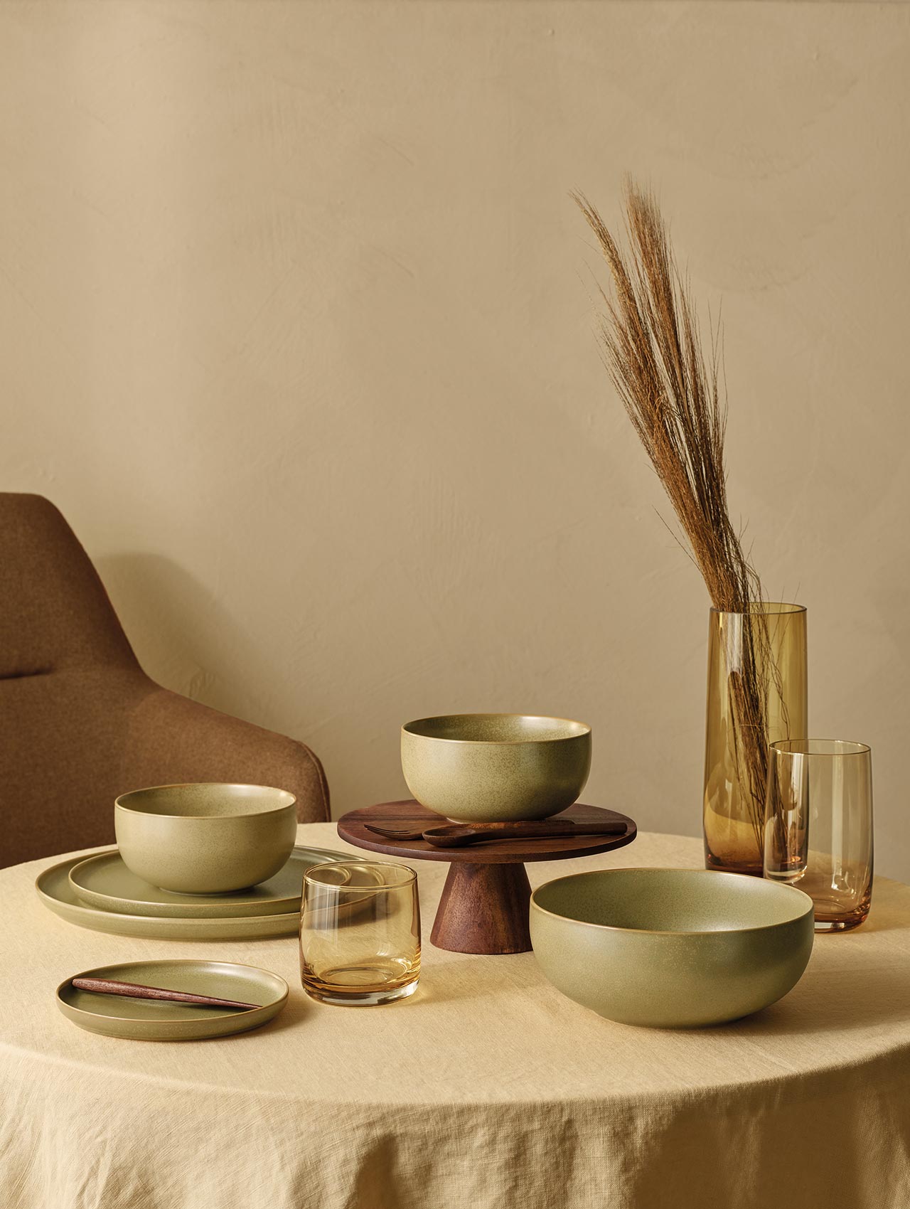 coffee cup with saucer, miso