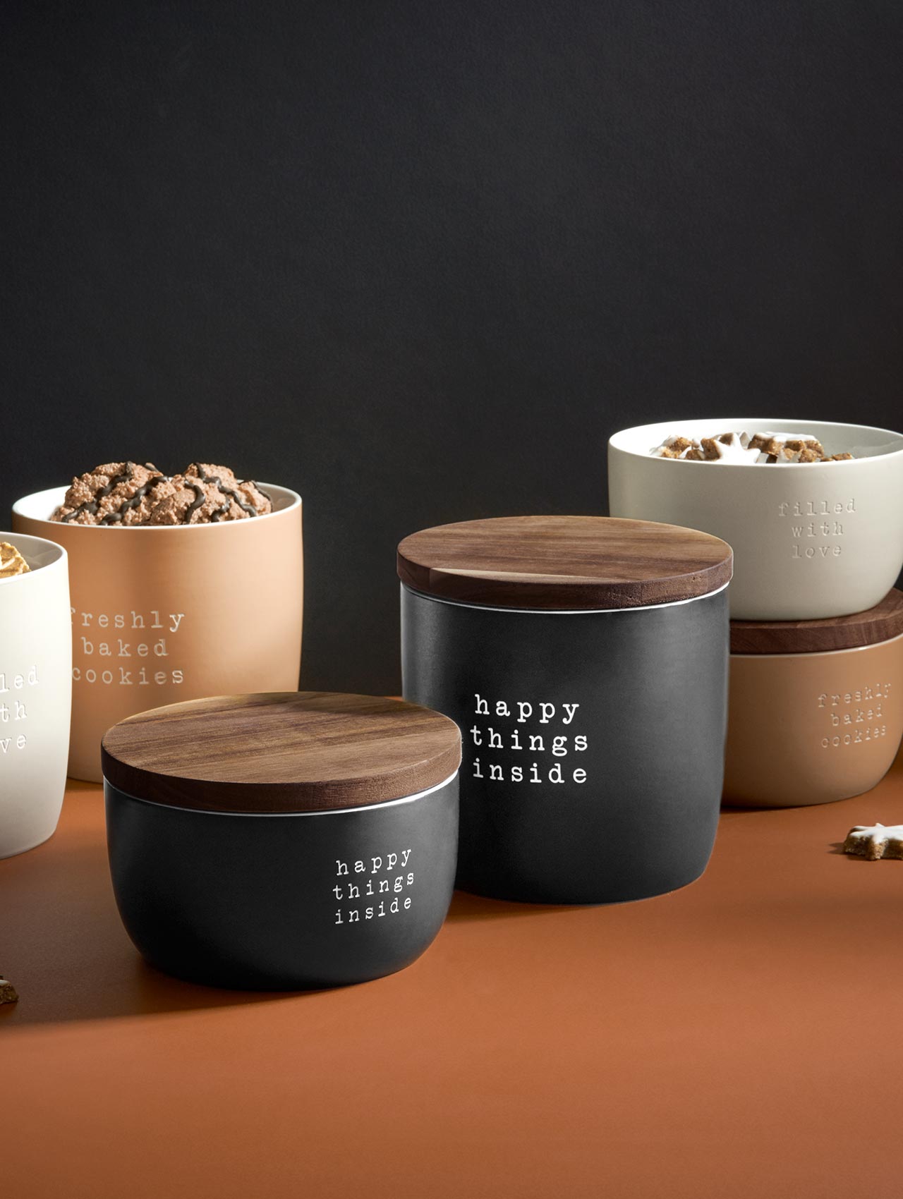 dose, freshly baked cookies